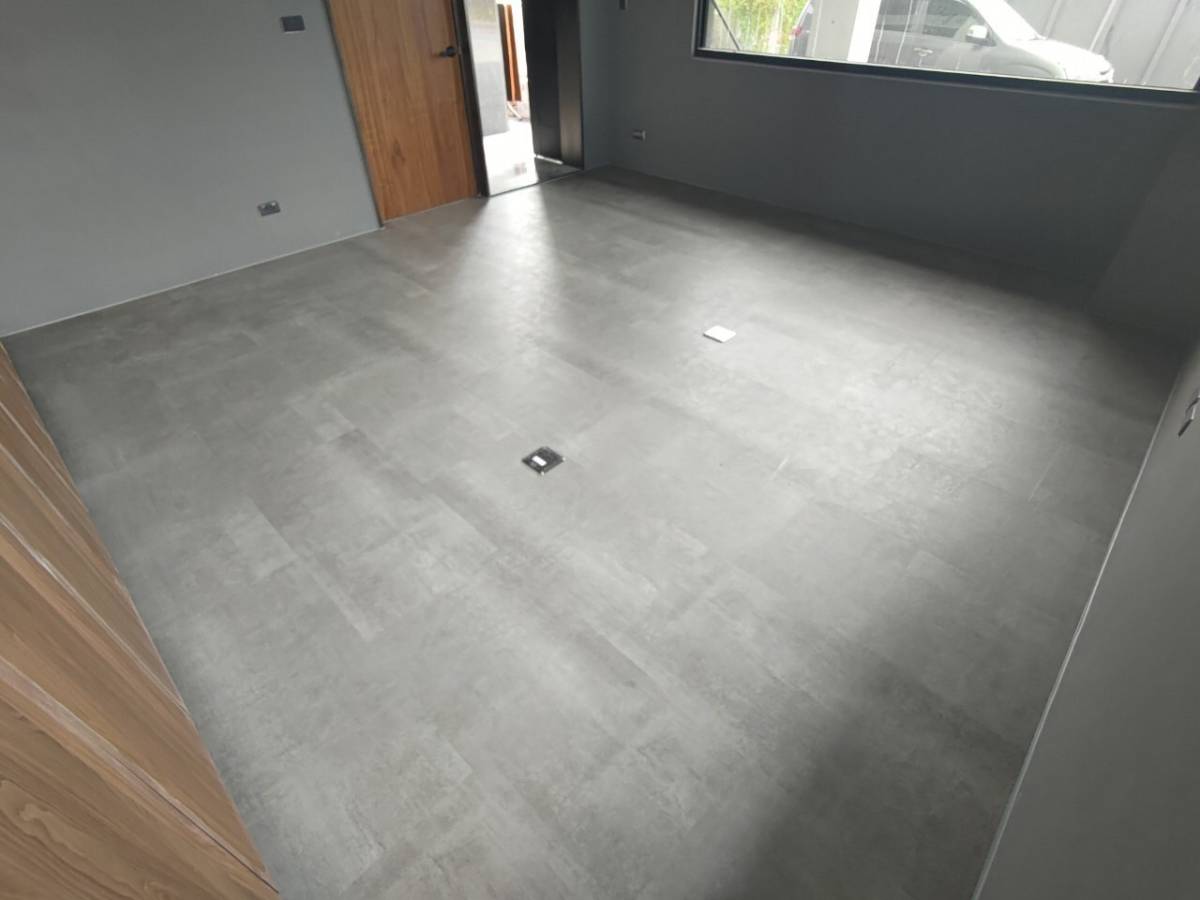 霧灰岩板 完工照