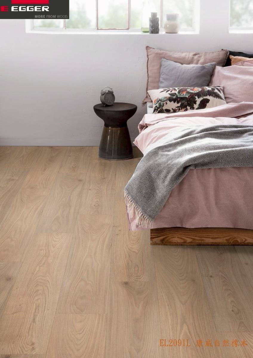 康威自然橡木 1292 x 246 x 8 mm